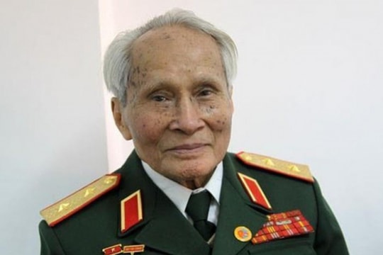 Tham ô, tham nhũng, biến chất có phải là 'tự diễn biến, tự chuyển hóa'?