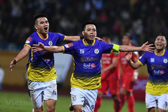 V.League 2023: Những ai đang cảm nhận ghế nóng? 