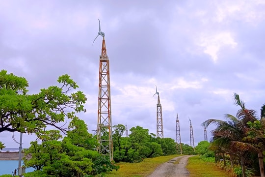 Chuyện tích điện, trữ nước trên quần đảo Trường Sa