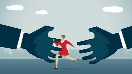 Hơn 51% sinh viên tại 3 đại học được khảo sát từng bị quấy rối tình dục