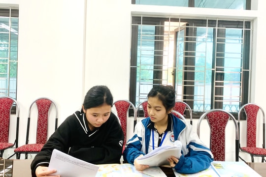 Nữ sinh miền núi chia sẻ bí quyết đạt giải Nhất tỉnh môn Địa lý 