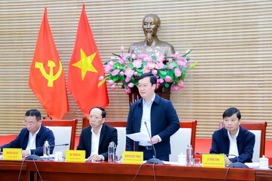 Chủ tịch UBND tỉnh Nguyễn Đức Trung: Các ngành phải chủ động phối hợp giải quyết nhanh công việc