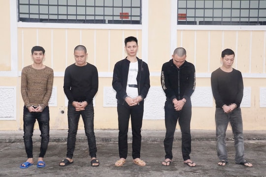 5 đối tượng lừa đảo qua mạng xã hội chiếm đoạt hơn 1 tỷ đồng sa lưới