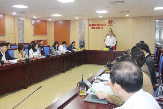 HĐND tỉnh thẩm tra dự thảo nghị quyết ban hành danh mục dịch vụ sự nghiệp công sử dụng ngân sách