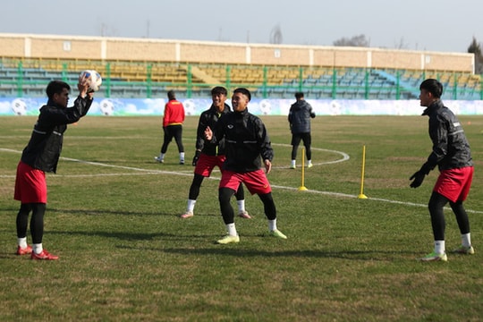 Tiền vệ Khuất Văn Khang cùng U20 Việt Nam đặt quyết tâm cao ở VCK U20 châu Á 2023; Messi thắng giải The Best 2022
