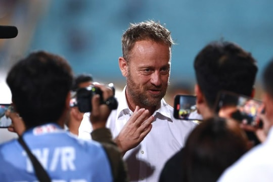 Huấn luyện viên tuyển Thái Lan phủ nhận việc dẫn dắt Công An Hà Nội; U20 Việt Nam đầy đủ lực lượng, sẵn sàng đấu U20 Australia