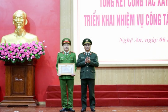 Câu chuyện về người lính tham mưu trên trận tuyến chống 'giặc lửa'