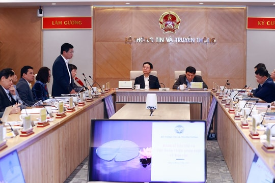 Báo chí đang phải đối mặt với nhiều thách thức về nguồn thu