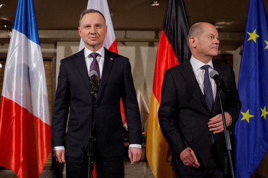 Cãi vã giữa Đức và Ba Lan sẽ làm suy yếu nỗ lực hỗ trợ quân sự toàn diện cho Ukraine
