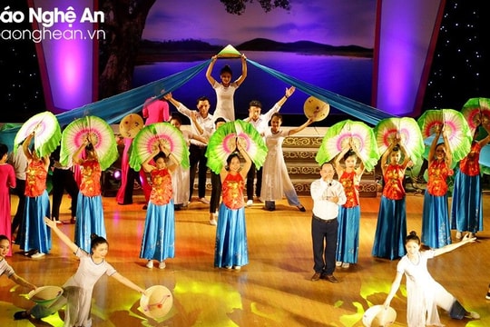 Nghệ An khởi động lại Hội thi hát dân ca trong trường học