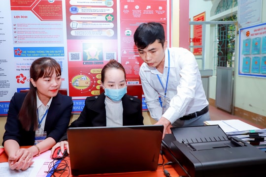 Nghệ An đề xuất chính sách hỗ trợ cán bộ, công chức, viên chức làm việc tại Bộ phận một cửa