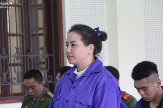 Thiếu phụ cầm đầu nhóm ‘chém thuê’ xuyên biên giới