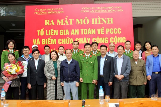 Ra mắt mô hình Tổ liên gia an toàn về phòng cháy, chữa cháy tại phường Hồng Sơn (TP. Vinh)