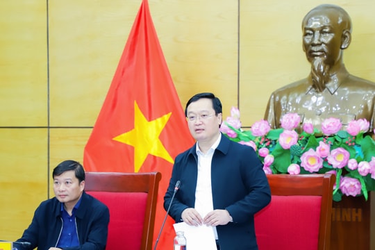 Chủ tịch UBND tỉnh: Tập trung tháo gỡ khó khăn, đẩy nhanh tiến độ triển khai các công trình, dự án trọng điểm