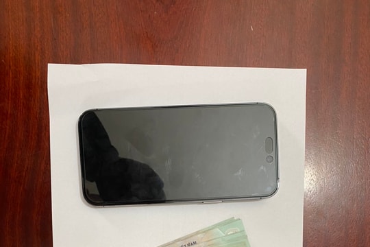 Bắt nhanh đối tượng trộm điện thoại Iphone 14 Pro Max