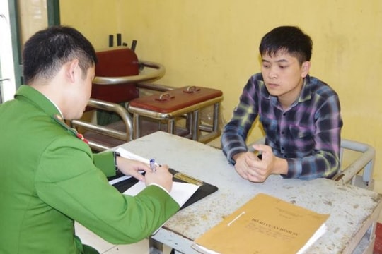 Bắt giam tài xế vượt đèn đỏ, bỏ chạy và chống trả công an