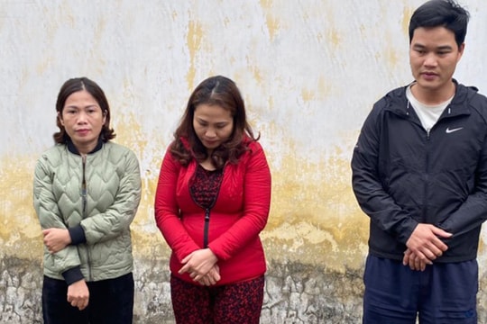 Bắt 5 đối tượng đánh bạc 300 triệu đồng dưới hình thức ghi lô đề