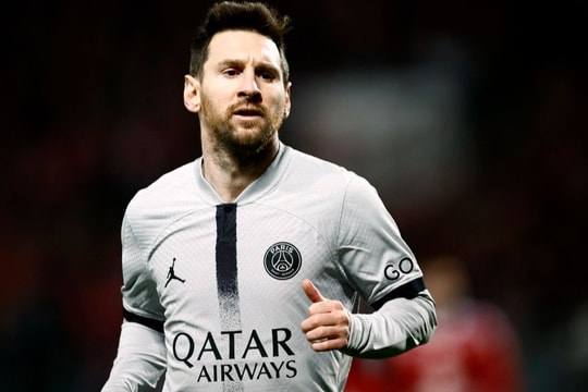 Messi kiếm được bao nhiêu tiền ở PSG?