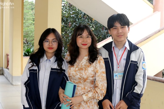 Bí quyết chinh phục giải Nhất Tiếng Anh quốc gia của 2 học sinh xứ Nghệ