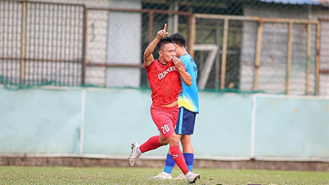 Công Phượng bị ngó lơ, Yokohama FC lại thua thảm; Haaland lại 'lên đồng', Man City thắng đối thủ bằng séc tennis