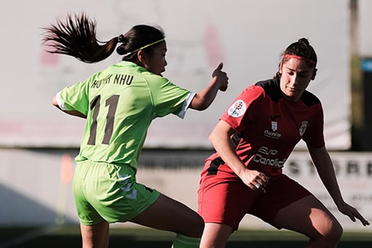 Huỳnh Như 'châm ngòi', FC Lank thắng giòn giã; Barca chạm tay vào chức vô địch La Liga 