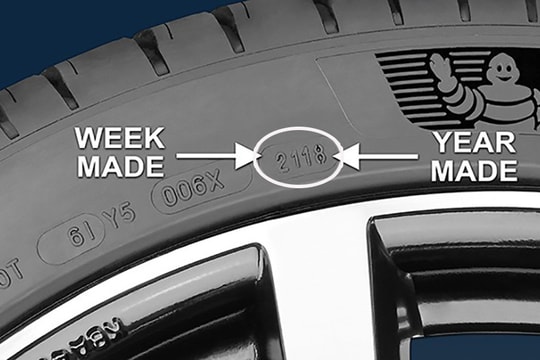 Cẩn thận với chiêu trò làm lại date lốp ô tô 