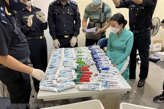 Trả tự do cho 4 tiếp viên hàng không trong vụ 4 vali có chứa ma túy