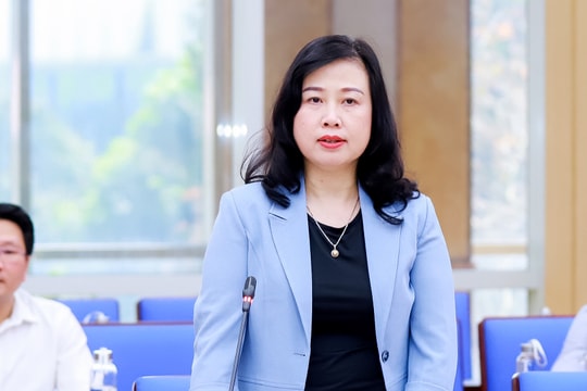 Bộ trưởng Bộ Y tế Đào Hồng Lan làm việc với lãnh đạo tỉnh Nghệ An