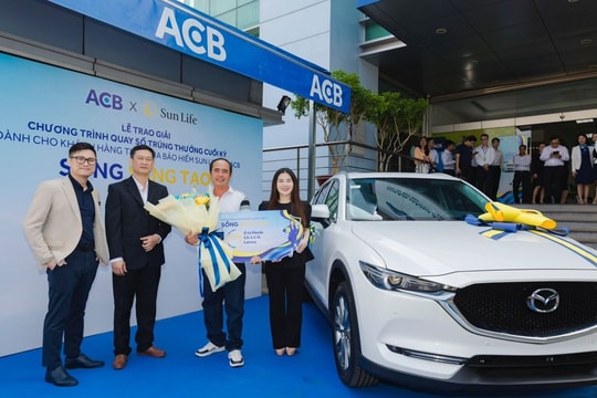 Sun Life tri ân khách hàng trong chương trình ‘Sống sáng tạo’