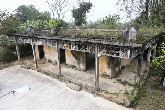 Khám phá ngôi nhà Tây độc đáo gần trăm tuổi trên đỉnh đồi