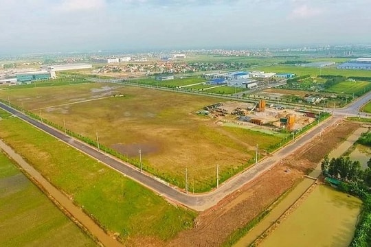 Chính phủ yêu cầu khẩn trương tổng hợp, xây dựng báo cáo kết quả lấy ý kiến nhân dân đối với dự thảo Luật Đất đai (sửa đổi)