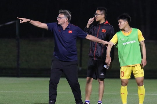 HLV Troussier giải phóng tâm lý cho học trò, sẵn sàng thách thức U23 UAE