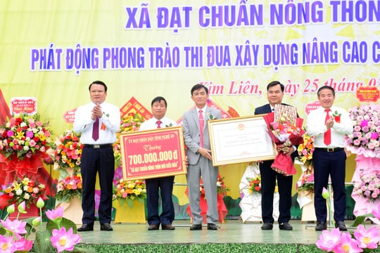 Xã Kim Liên (Nam Đàn) long trọng tổ chức đón nhận xã đạt chuẩn nông thôn mới kiểu mẫu