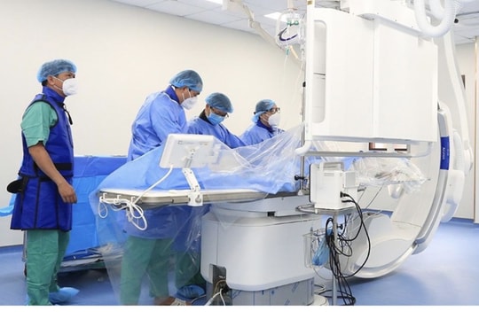 Nghị quyết về thuốc và vật tư y tế: Vừa áp dụng, vừa chờ hướng dẫn