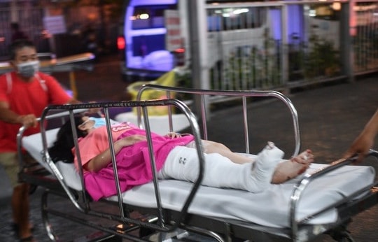 Một gia đình bị thúc ép chuyển 260 triệu từ màn kịch 'con cấp cứu'