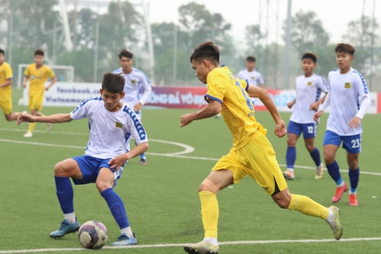 Dẫn bàn trước, U19 Sông Lam Nghệ An vẫn trắng tay trước U19 Huế