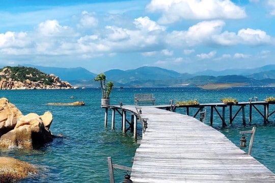 4 hòn đảo cho chuyến đi trốn nóng ở Khánh Hòa