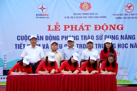 Nghệ An phát động phong trào sử dụng năng lượng tiết kiệm trong trường học 