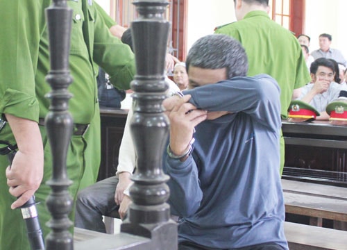 Đoạt mạng vợ vì… níu kéo không thành