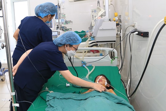 Huy động máu để cứu 2 bệnh nhân trong vụ nổ ở huyện Quỳnh Lưu