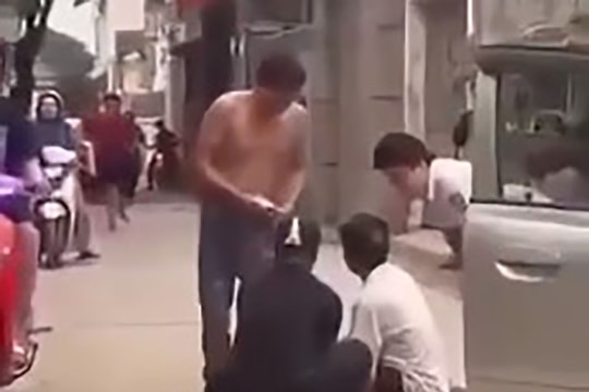 Công an vào cuộc vụ người đàn ông bị chém lìa tay