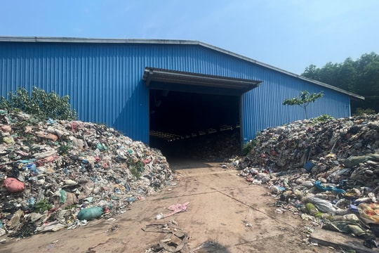 Bế tắc trong việc xử lý vấn đề rác thải ở Nghĩa Đàn