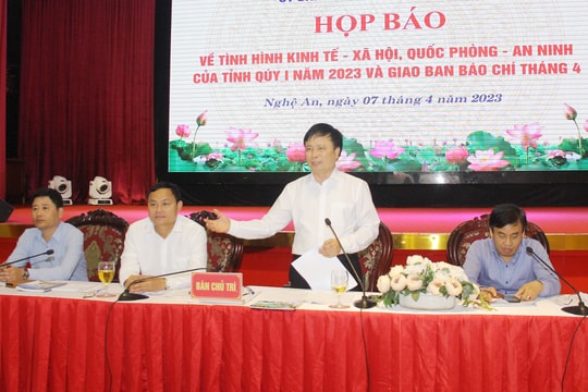 UBND tỉnh tổ chức họp báo tình hình kinh tế - xã hội quý I/2023