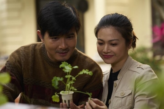 Chân dung ngoài đời của anh cả đáng ghét trong 'Gia đình mình vui bất thình lình'