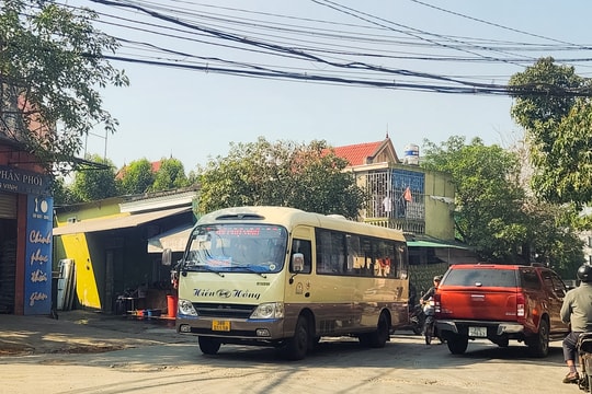 Điều chuyển phương tiện vận tải khách cố định đang khai thác tại Bến xe chợ Vinh về hoạt động tại các bến xe khác