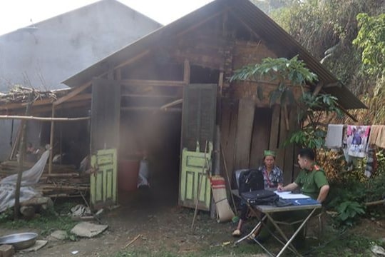 Hai người lần lượt tử vong sau khi uống rượu thuốc tự ngâm