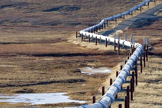 Vì sao dầu mỏ, khí đốt Nga vẫn tiếp tục tuôn chảy qua Ukraine?