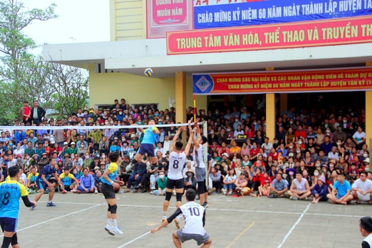 Sôi nổi chuỗi hoạt động kỷ niệm 60 năm ngày thành lập huyện Tân Kỳ