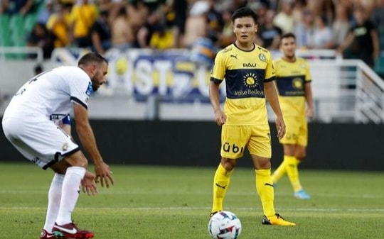 Báo Thái Lan bất ngờ hé lộ bến đỗ mới của Quang Hải; Haaland tỏa sáng, Man City nhấn chìm Bayern 3-0