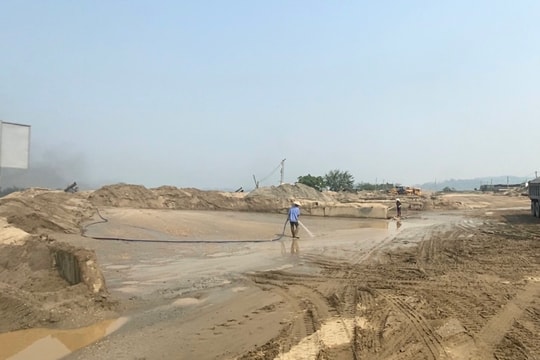 Nghệ An: Giá cát xây dựng tăng mạnh do khan hiếm hàng 